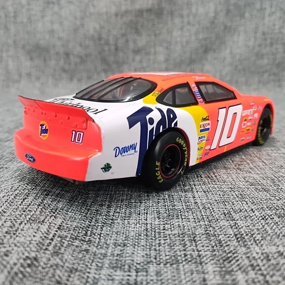 1:24 Diecast Racing Champions Signature Driver Series Nascar Ricky Rudd #10 Tide